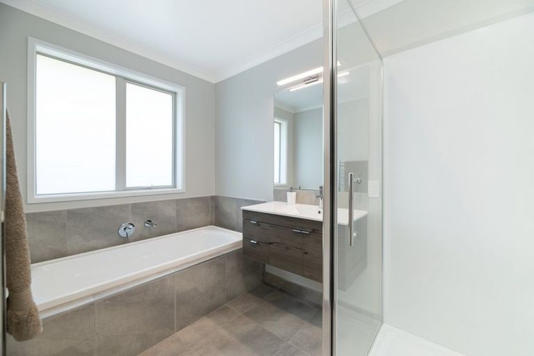 Photo of property in 9 Te Kio Crescent, Papamoa Beach, Papamoa, 3118