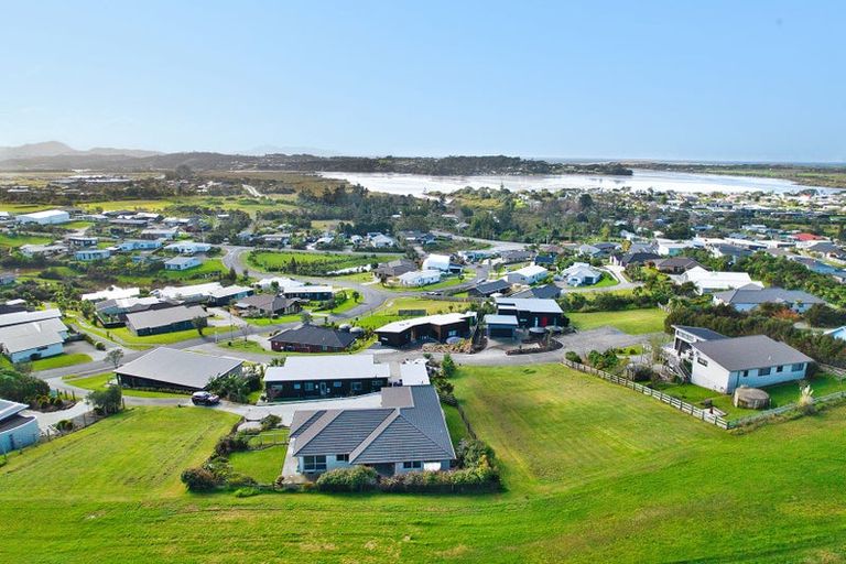 Photo of property in 27c Kahu Drive, Mangawhai, 0505