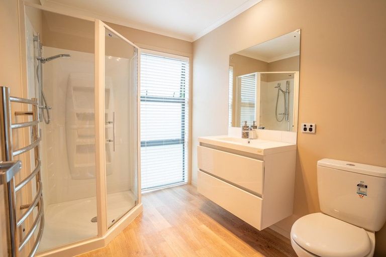 Photo of property in 16 Stowell Drive, Cromwell, 9310