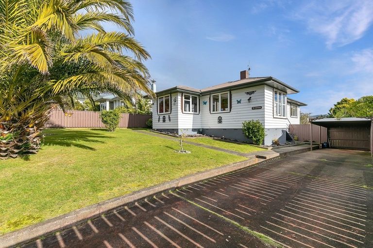 Photo of property in 17 Natone Street, Waitangirua, Porirua, 5024