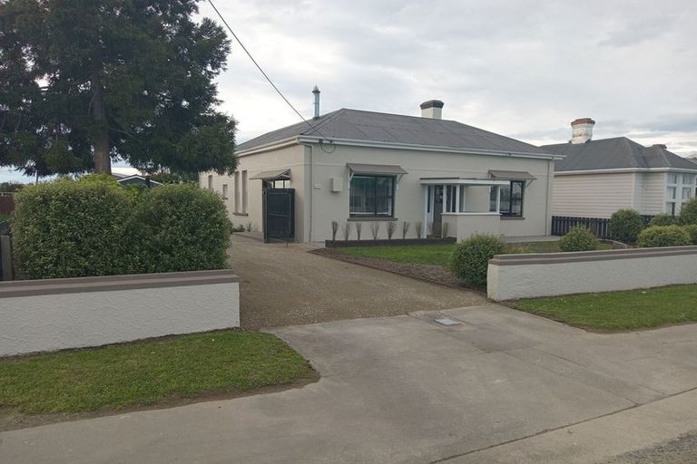 Photo of property in 100 High Street, Waimate, 7924