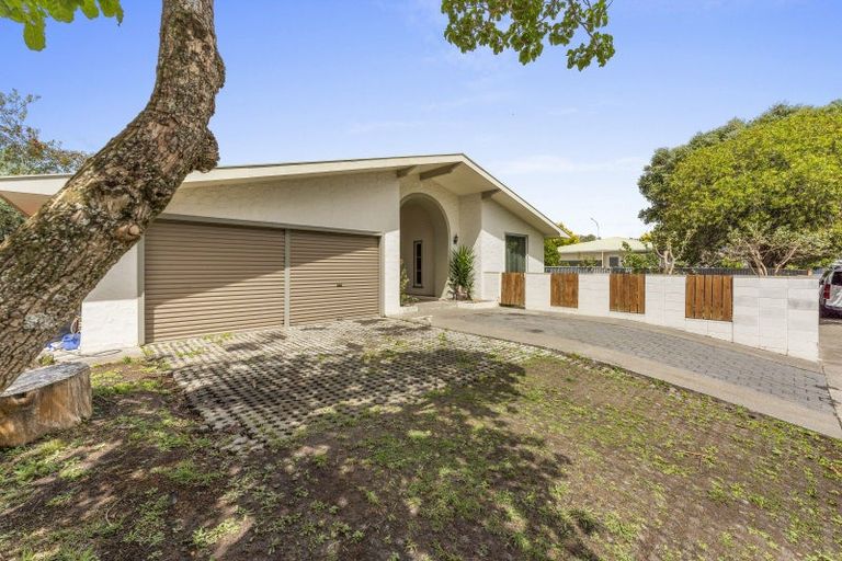 Photo of property in 247 Vogel Street, Roslyn, Palmerston North, 4414