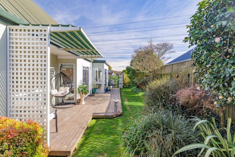 Photo of property in 46 Westgrove Avenue, Avonhead, Christchurch, 8042