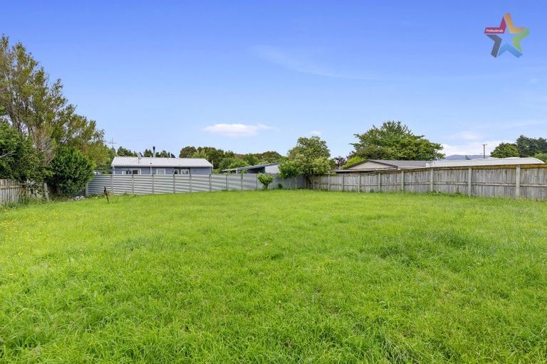 Photo of property in 35 Frederick Street, Carterton, 5713