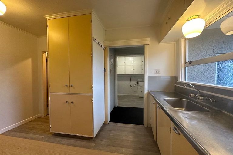 Photo of property in 28 High Street West, Waitara, 4320