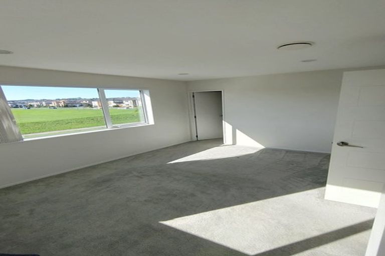 Photo of property in 75 Rosewell Crescent, Flat Bush, Auckland, 2019