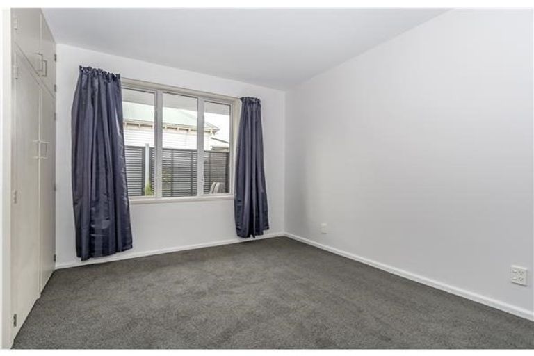 Photo of property in 2/133 Geraldine Street, Edgeware, Christchurch, 8013