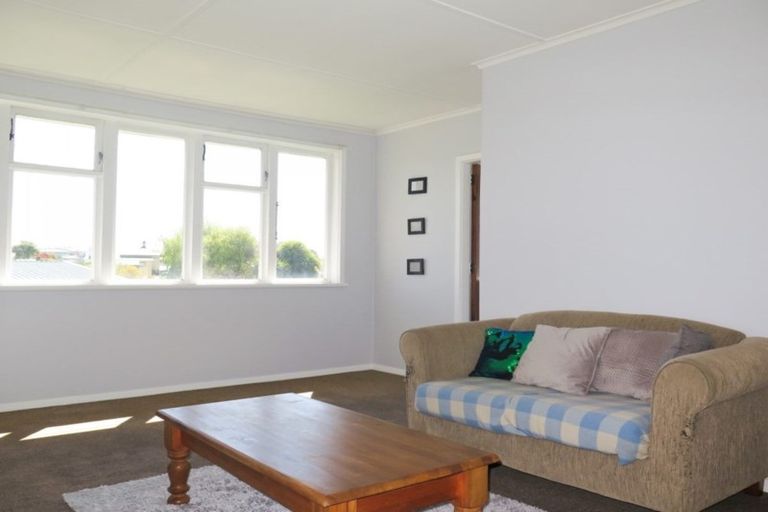 Photo of property in 43 Macdonald Street, Waimataitai, Timaru, 7910