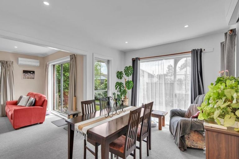 Photo of property in 39 Raxworthy Street, Ilam, Christchurch, 8041