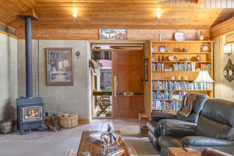 Photo of property in 125 Noema Terrace, Lake Hawea, 9382