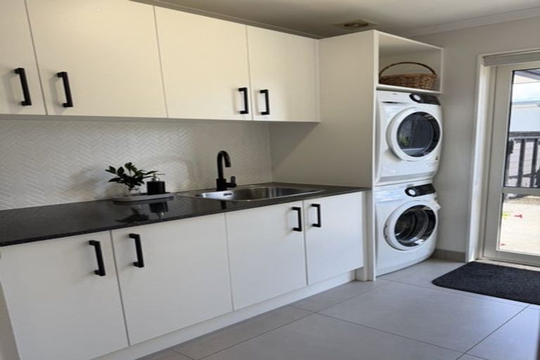 Photo of property in 15 Top Road, Pukekohe, 2120