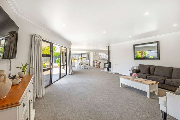 Photo of property in 10 James Place, Richmond, 7020