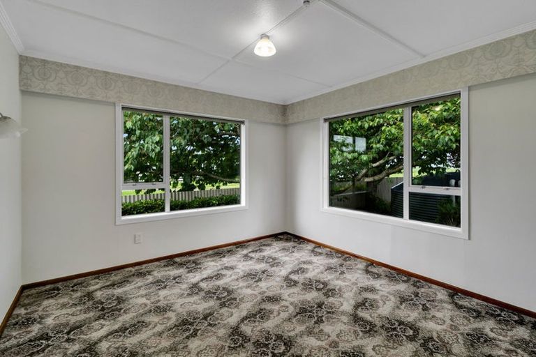 Photo of property in 33 High Street, Eltham, 4322