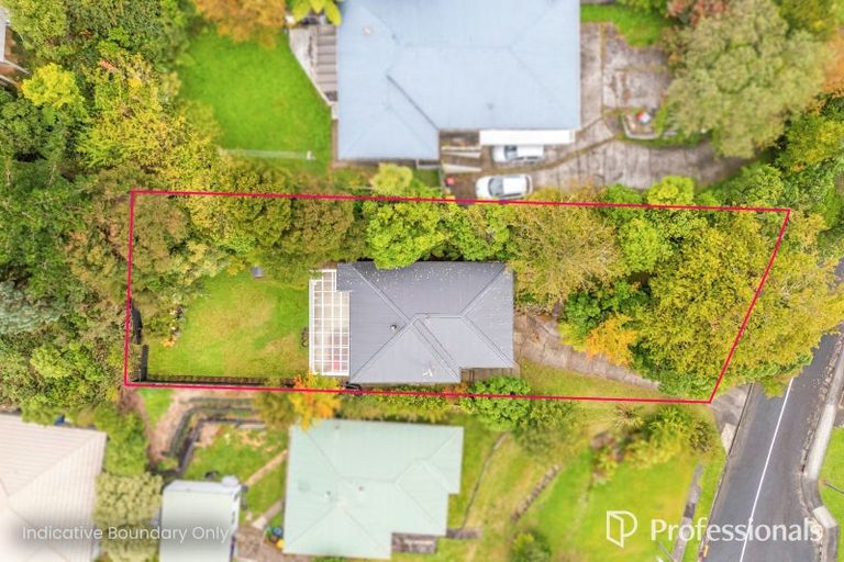 Photo of property in 11 Morrison Grove, Stokes Valley, Lower Hutt, 5019