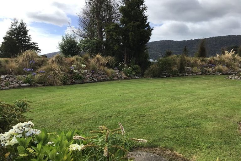 Photo of property in 2 Williams Drive, Fox Glacier, 7886