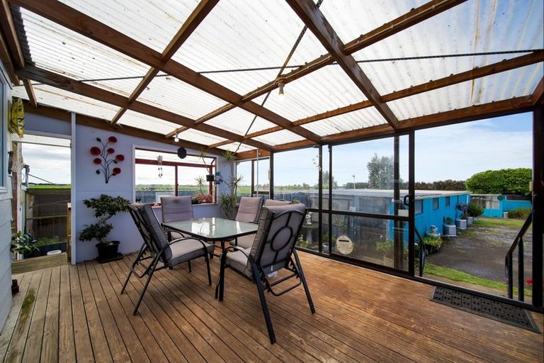 Photo of property in 2604 South Road, Otakeho, Hawera, 4678