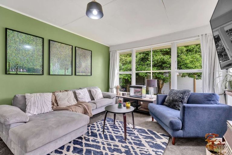 Photo of property in 6 Duncan Place, Highbury, Palmerston North, 4412