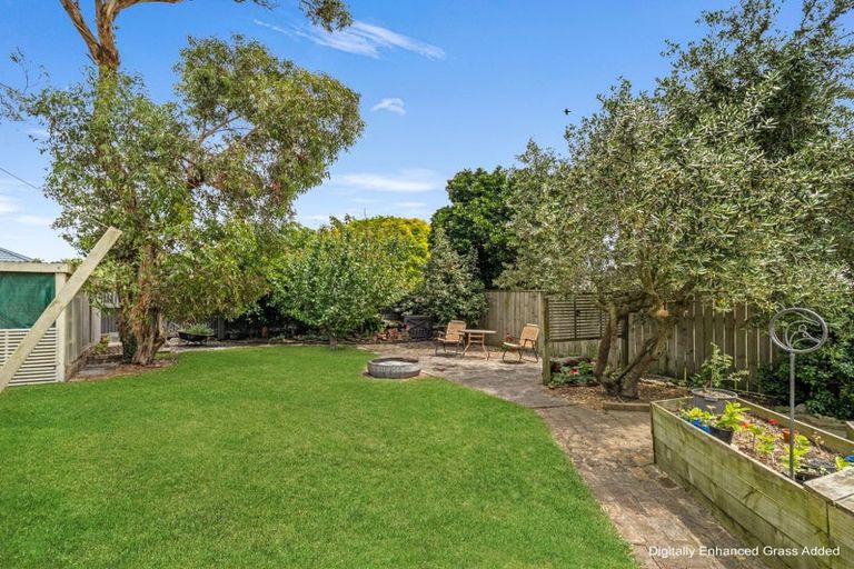 Photo of property in 3 Dustin Street, Gonville, Whanganui, 4501