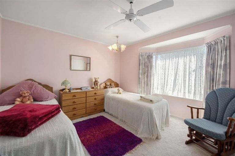 Photo of property in 5 Titiro Way, Welcome Bay, Tauranga, 3112