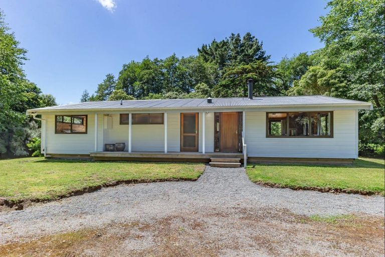 Photo of property in 277 North Manakau Road, Manakau, Levin, 5573