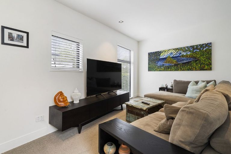 Photo of property in 2b Arthur Crescent, Hauraki, Auckland, 0622