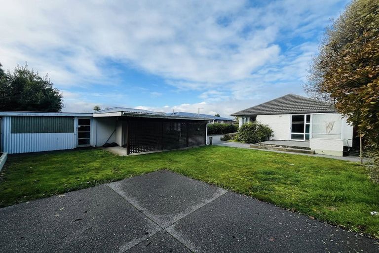 Photo of property in 36 Springbank Street, Bryndwr, Christchurch, 8053