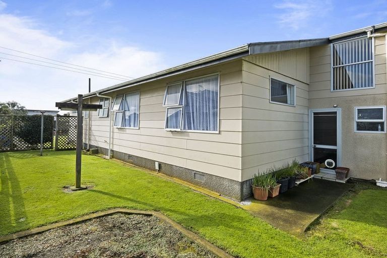 Photo of property in 291 Glover Road, Hawera, 4610