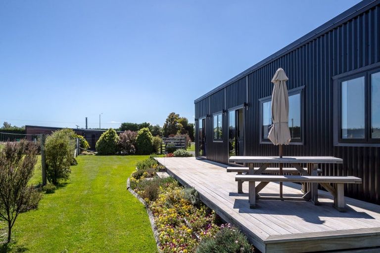 Photo of property in 16 East Taratahi Road, West Taratahi, Carterton, 5887