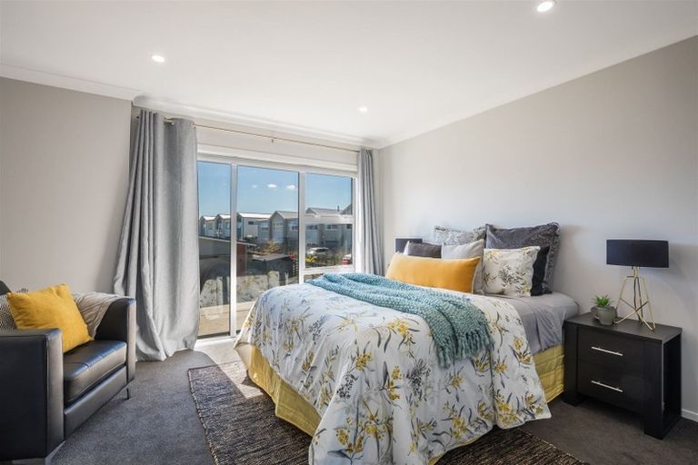 Photo of property in 8 Tieke Lane, Kenepuru, Porirua, 5022