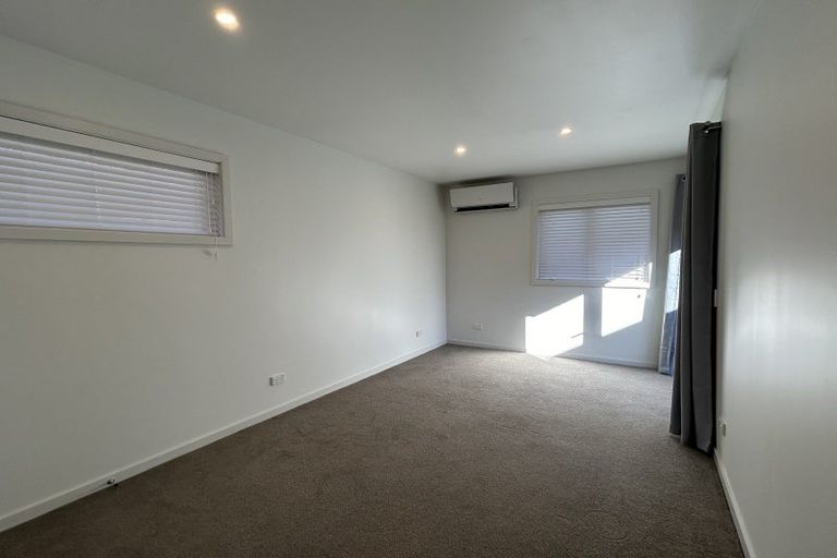 Photo of property in 70 Upton Street, Wanaka, 9305