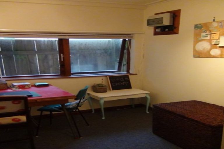 Photo of property in 86 Roxburgh Street, Mount Victoria, Wellington, 6011