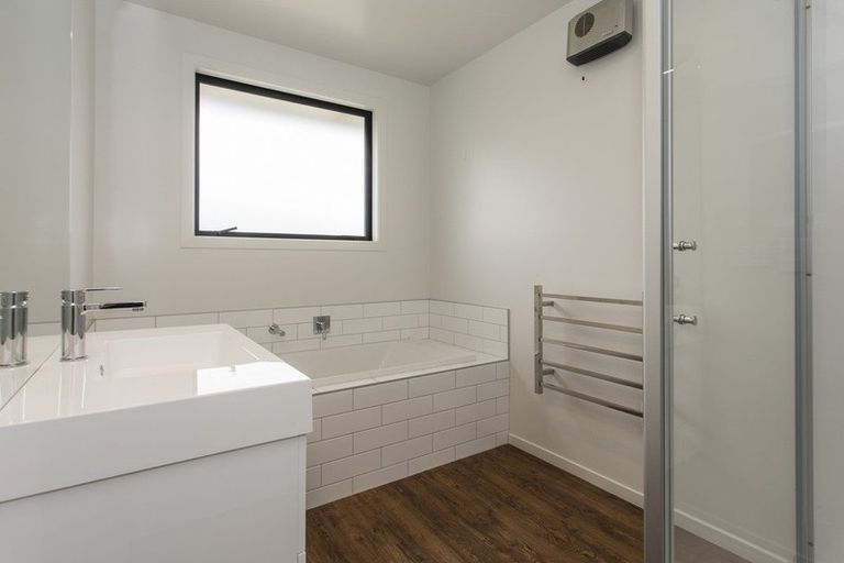 Photo of property in Luggate Park, 38 Cooper Crescent, Luggate, Cromwell, 9383