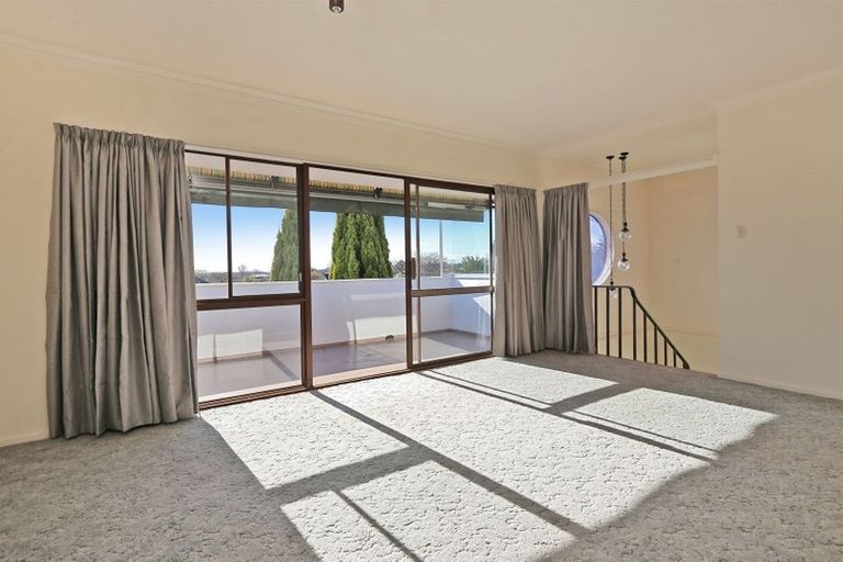 Photo of property in 140 Te Mata Road, Havelock North, 4130