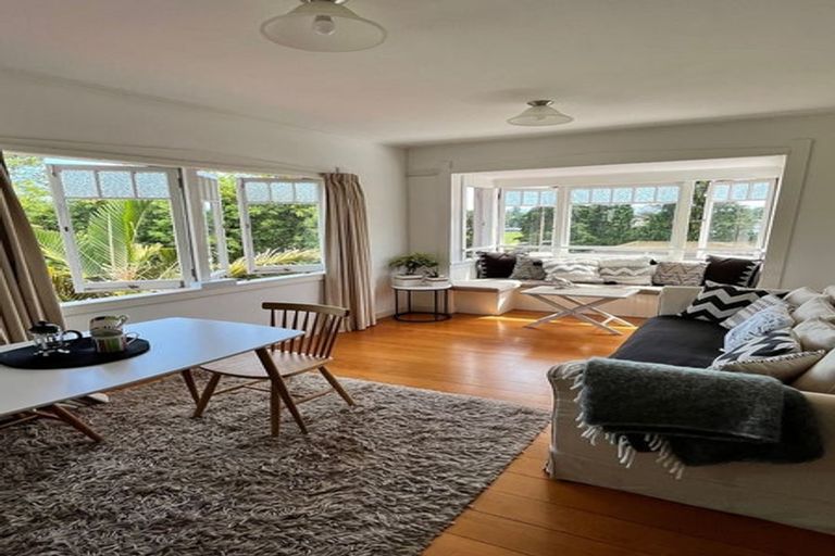 Photo of property in 2/24 West End Road, Herne Bay, Auckland, 1022