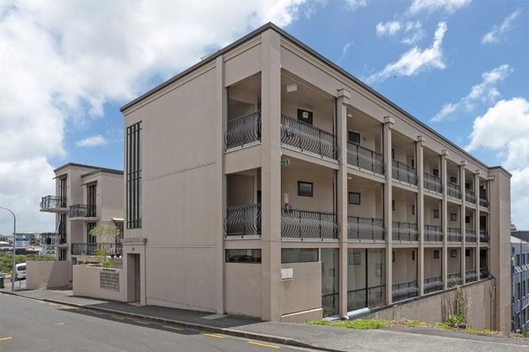 Photo of property in 3h/30 Randolph Street, Eden Terrace, Auckland, 1010