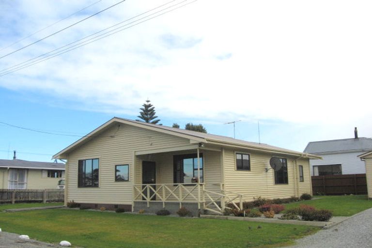 Photo of property in 28 Sturge Street, Cobden, Greymouth, 7802