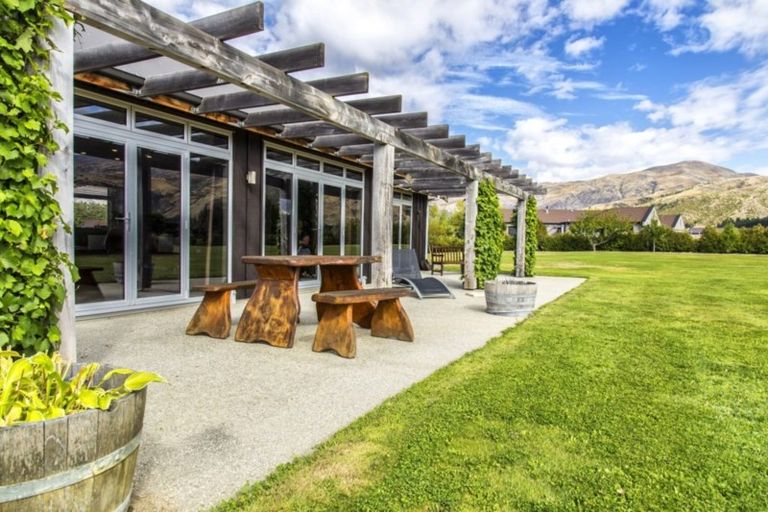 Photo of property in 6 Madison Lane, Cromwell, 9310