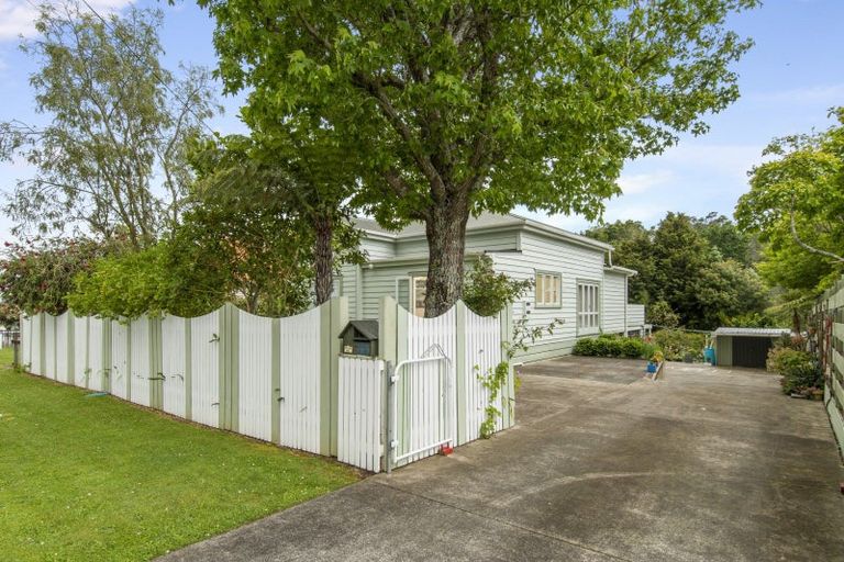 Photo of property in 12 Miller Avenue, Paeroa, 3600