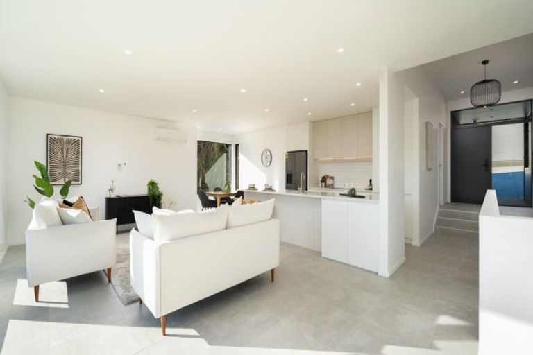 Photo of property in 12a Russell Street, Picton, 7220