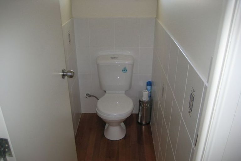 Photo of property in 9 Chequers Avenue, Glenfield, Auckland, 0629