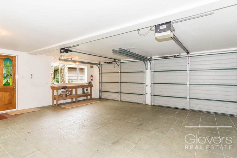 Photo of property in 156 Piha Road, Piha, New Lynn, 0772