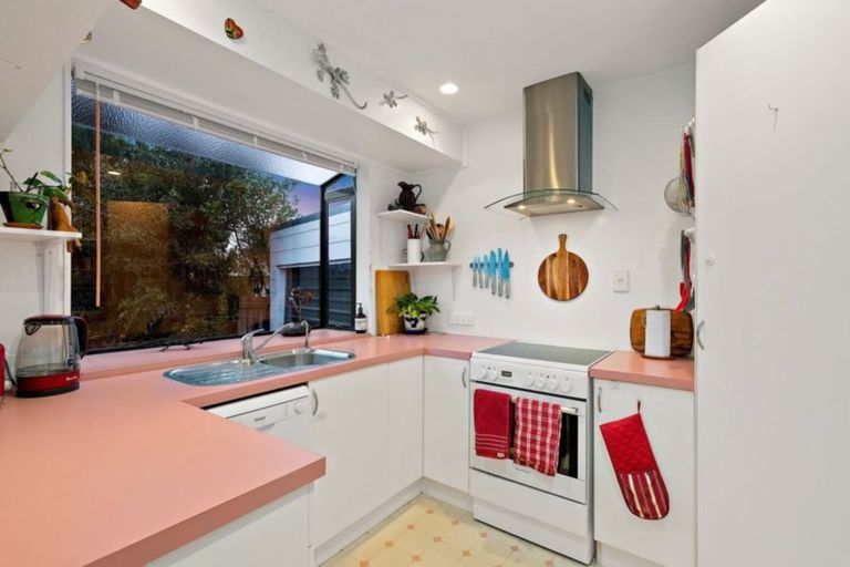 Photo of property in 1/63a Colwill Road, Massey, Auckland, 0614