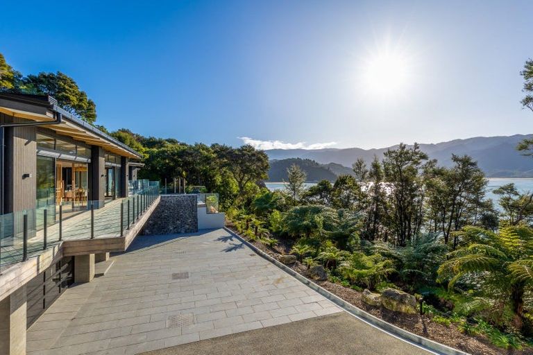 Photo of property in 25 Astrolabe View, Kaiteriteri, Motueka, 7197