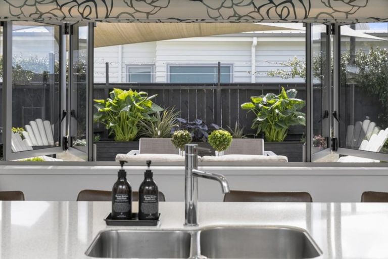 Photo of property in 134 Oriental Parade, Papamoa Beach, Papamoa, 3118