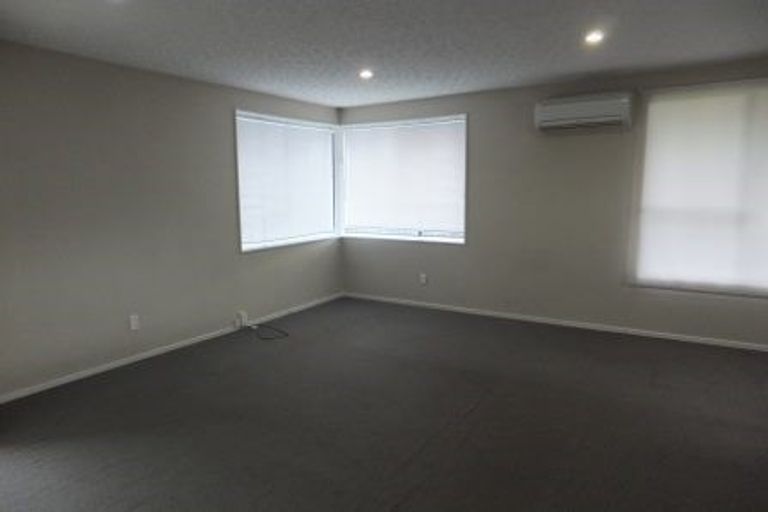 Photo of property in 2/46 Vagues Road, Northcote, Christchurch, 8052