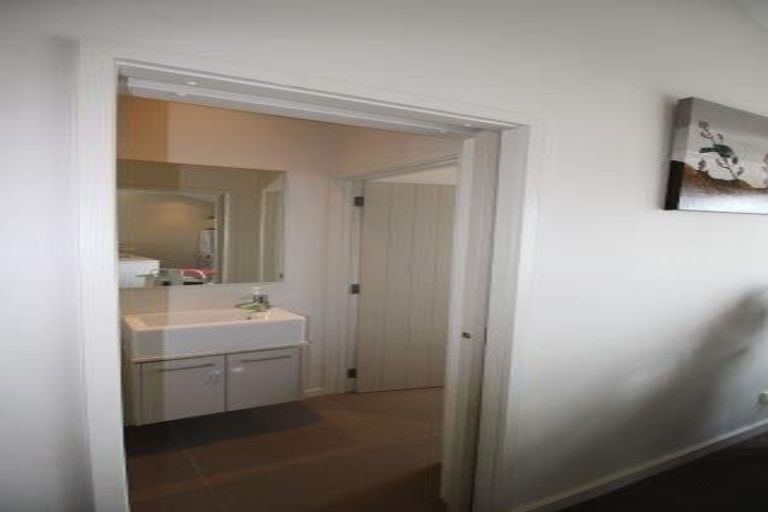 Photo of property in 29 Chateau Crescent, Rangatira Park, Taupo, 3330