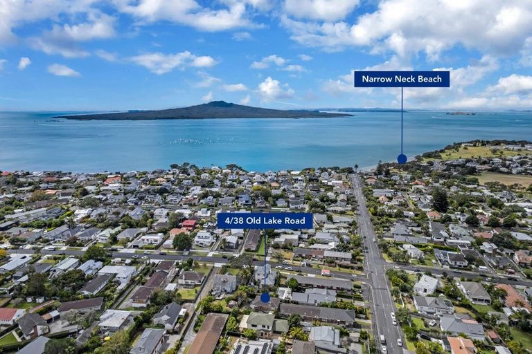 Photo of property in 4/38 Old Lake Road, Narrow Neck, Auckland, 0624