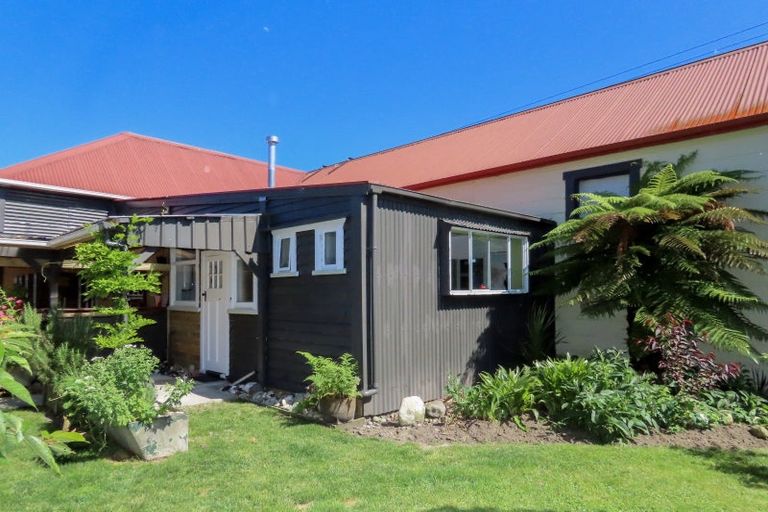 Photo of property in 69 Shiel Street, Reefton, 7830