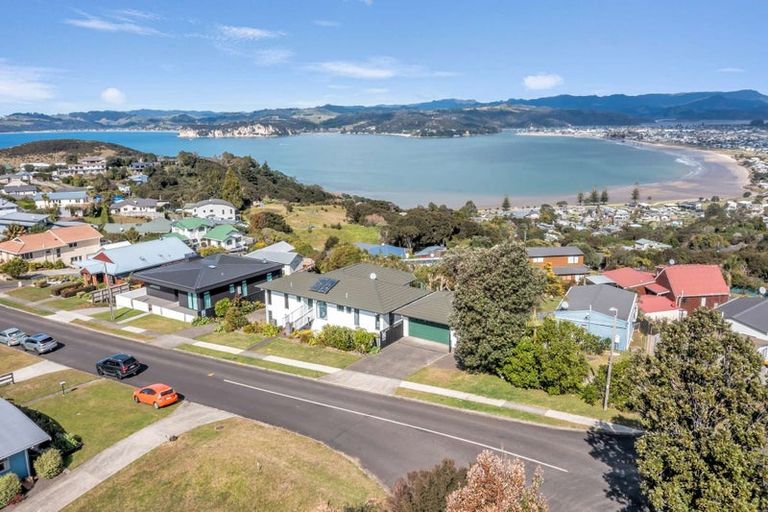 Photo of property in 91 Centennial Drive, Whitianga, 3510