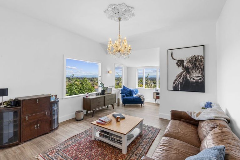 Photo of property in 1/34 Hackthorne Road, Cashmere, Christchurch, 8022